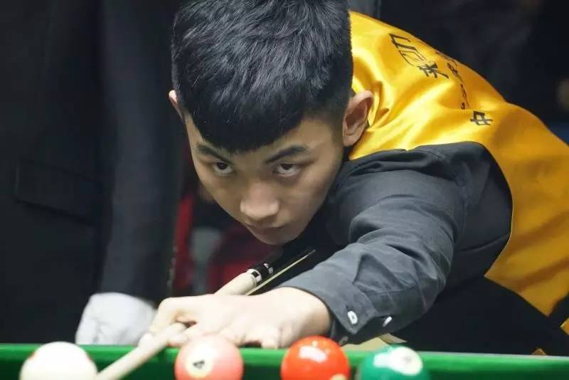 四位中国队选手挺进各级别武术散打决赛