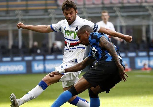 制造点球但罚丢，C罗在葡萄牙国家队常规时间第次失点.